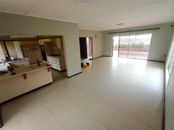 3 Bedroom House 3 Bedroom House