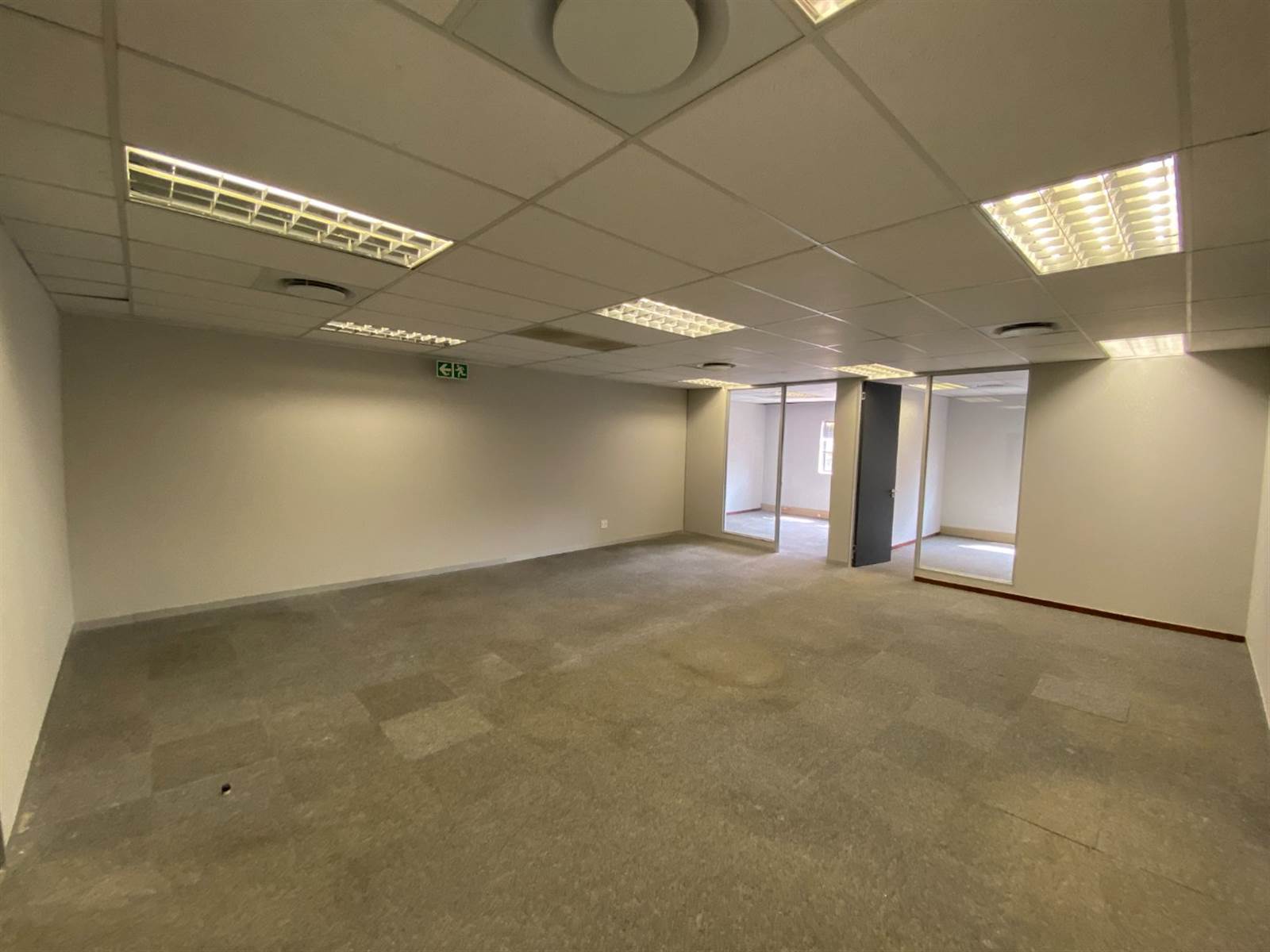 118  m² Office Space in Faerie Glen photo number 6
