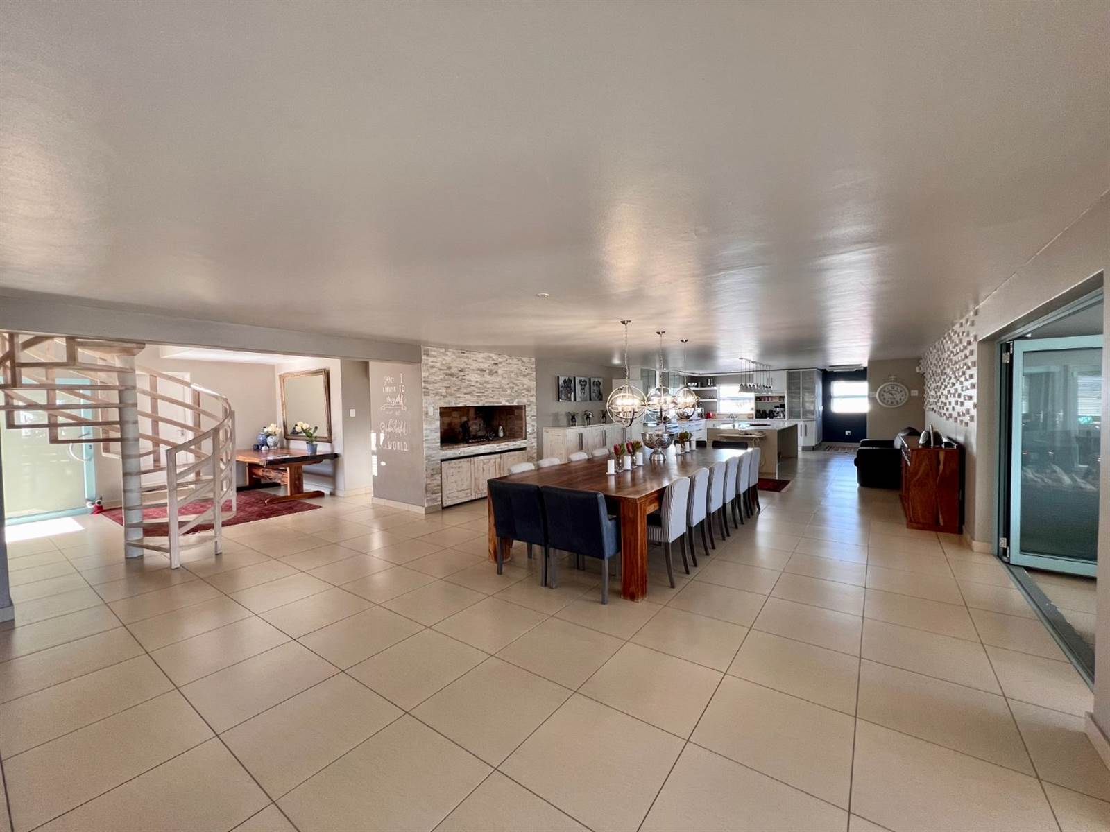 6 Bed House in Jacobsbaai photo number 17