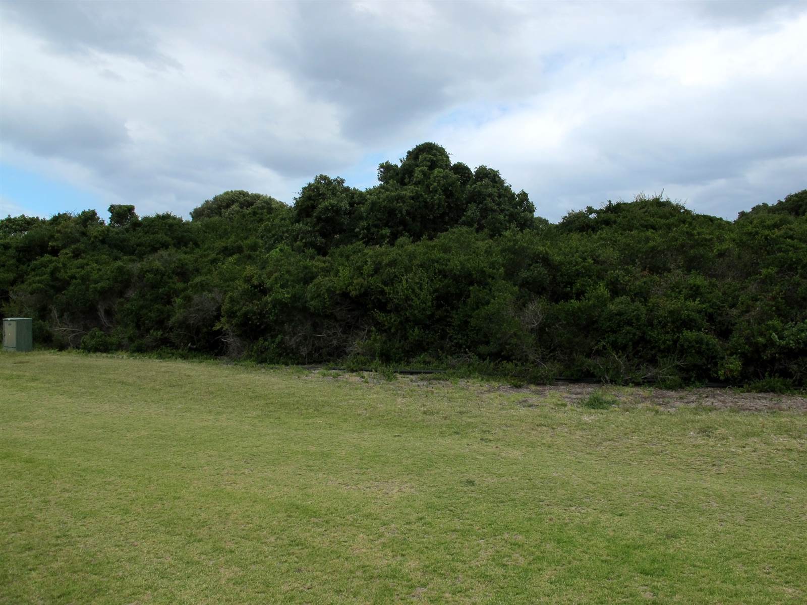 653 m² Land available in Keurboomstrand photo number 3