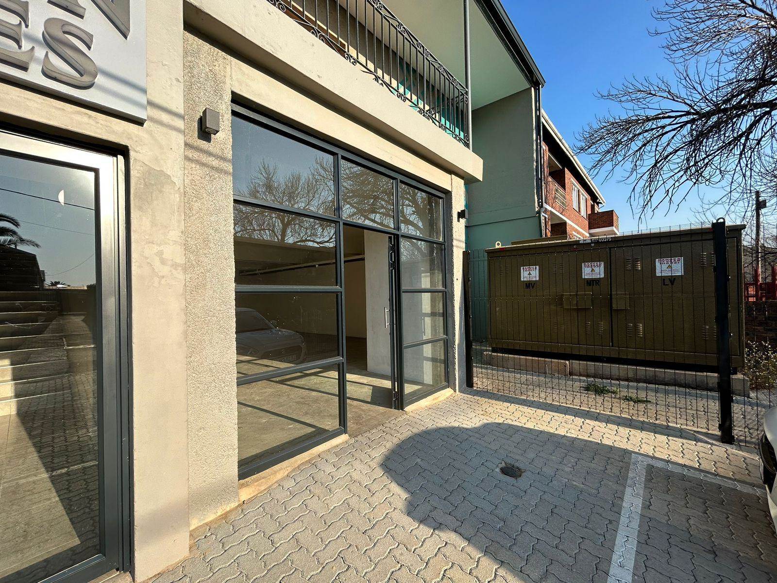 92  m² Commercial space in Linden photo number 4