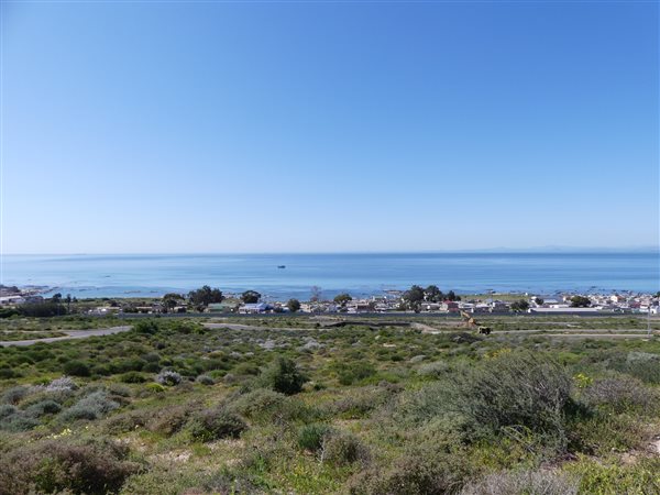 442 m² Land available in St Helena Views