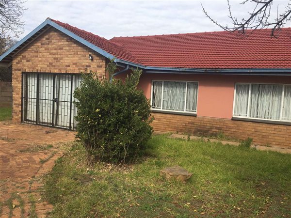 3 Bed House in Dal Fouche