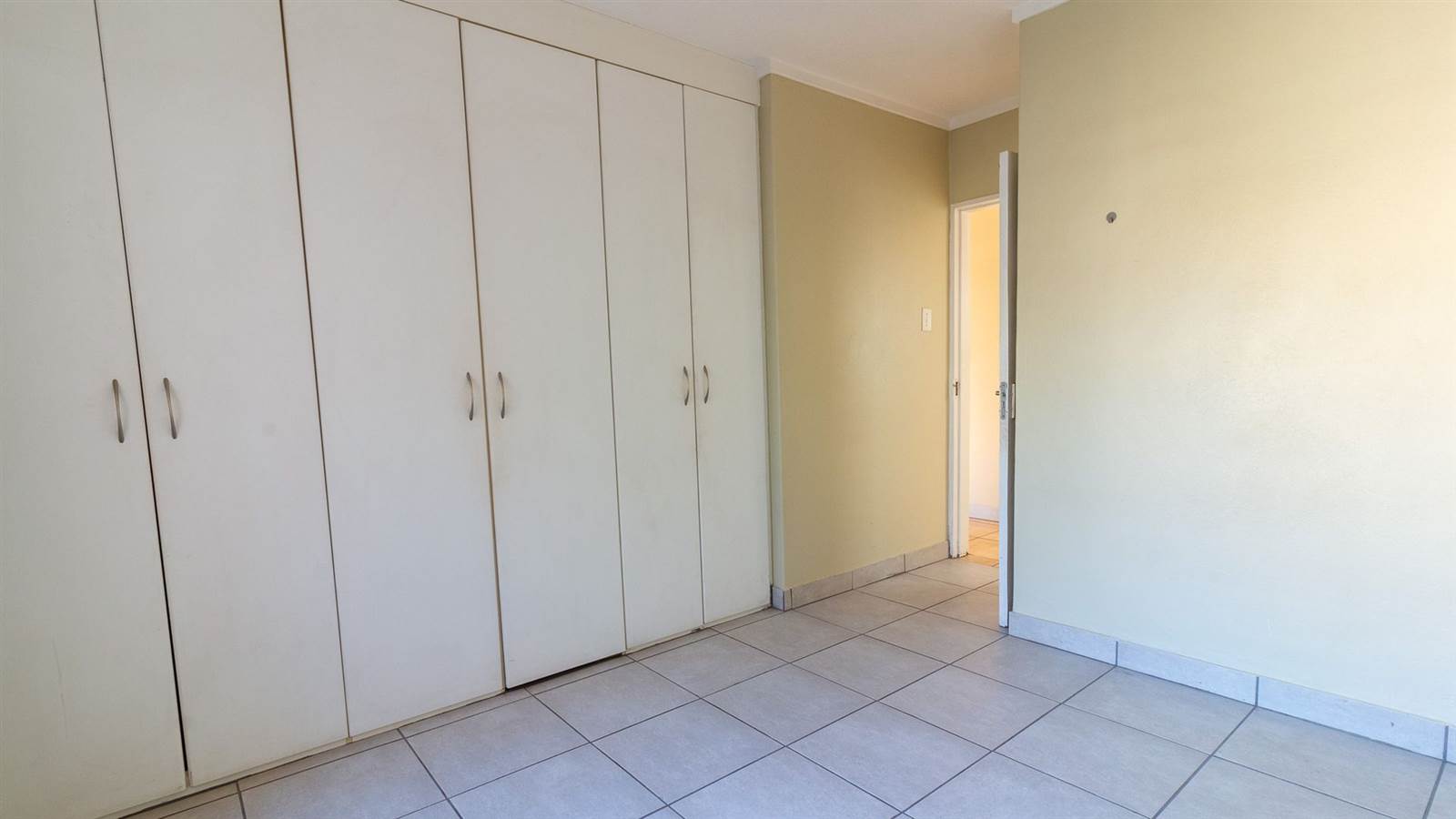 2 Bed Apartment in Randburg Central photo number 14