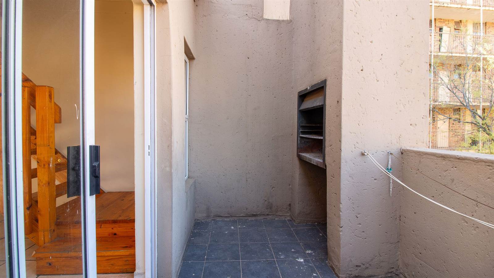 2 Bed Apartment in Randburg Central photo number 16