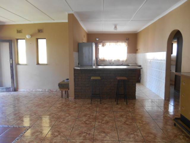 2 Bed House in Sunwich Port photo number 5