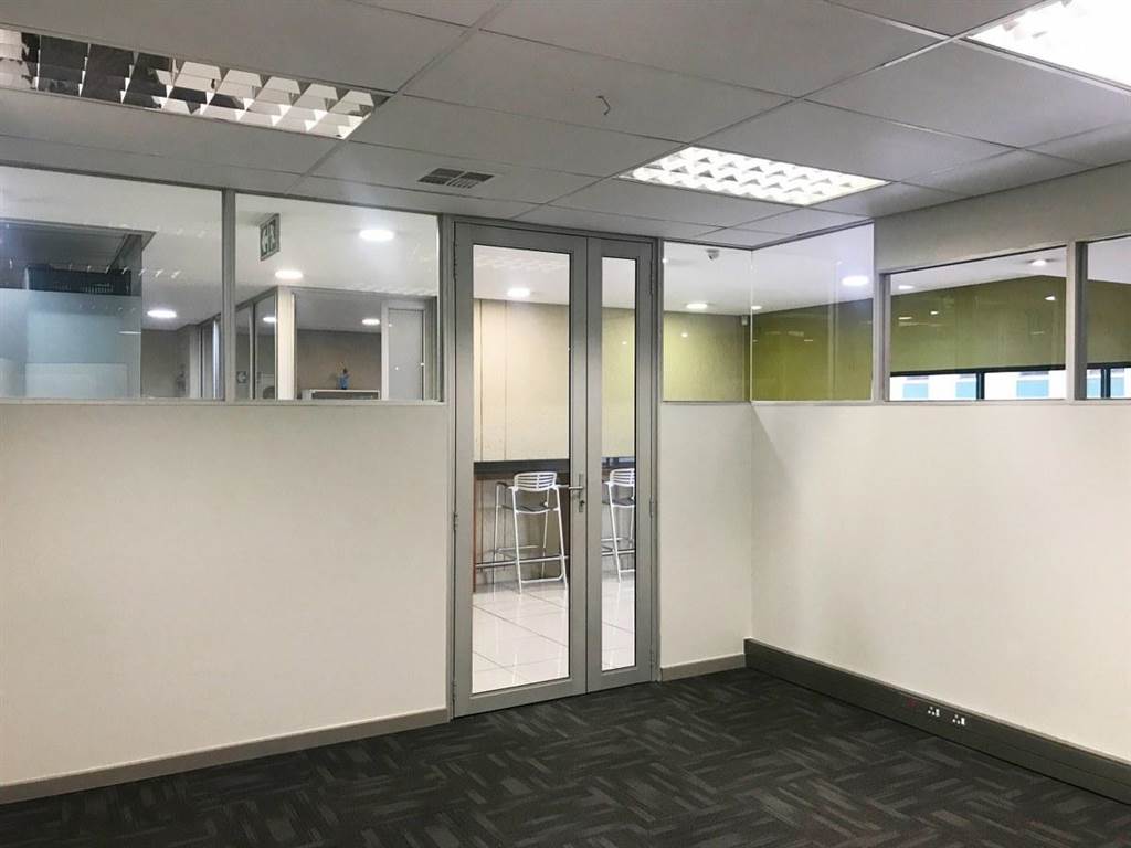 141  m² Office Space in Bedfordview photo number 9