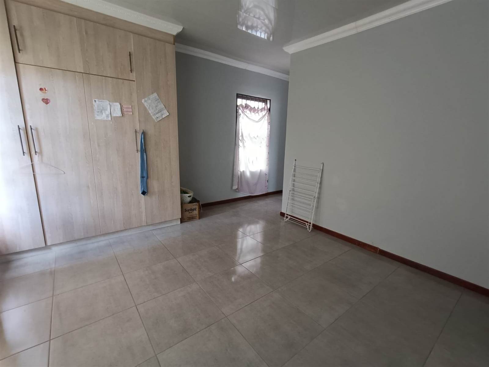 4 Bed House in Serala View photo number 11