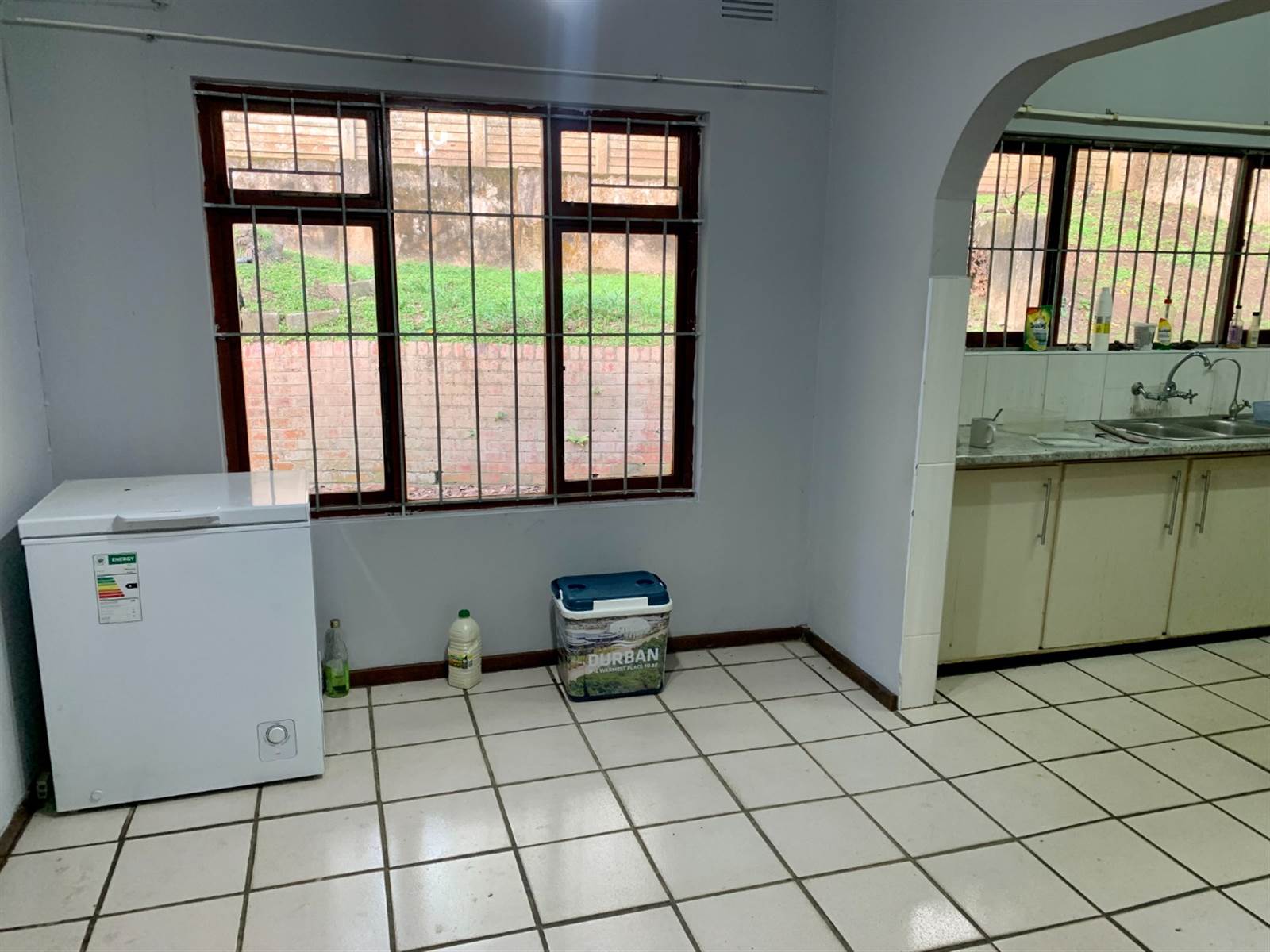 4 Bed House in Umtentweni photo number 17