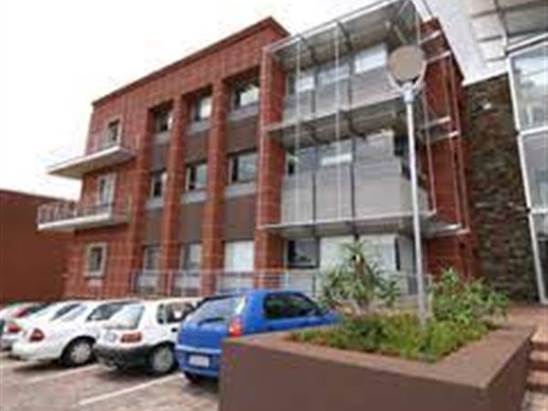 700  m² Commercial space in Illovo