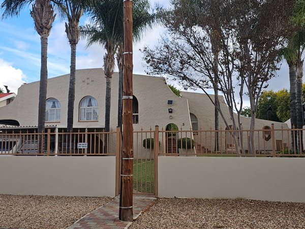 4 Bedroom House 4 Bedroom House