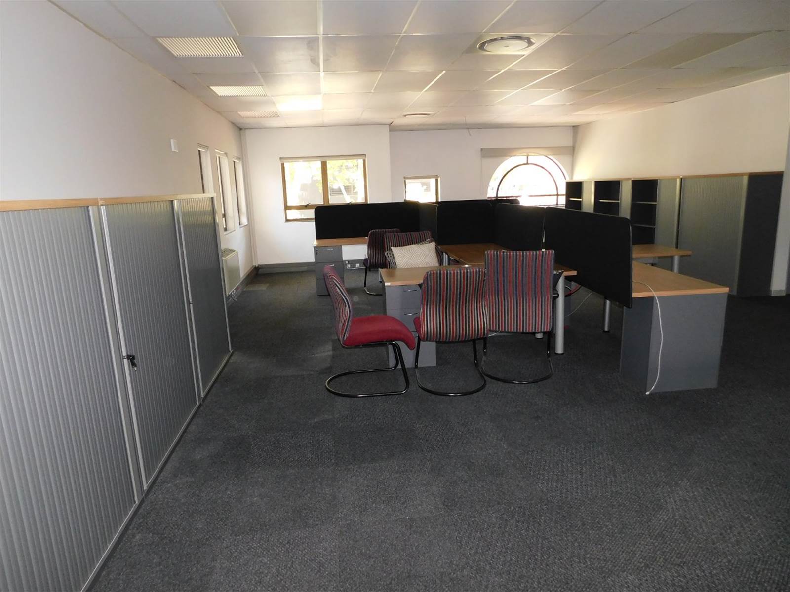 725  m² Office Space in Hyde Park photo number 14
