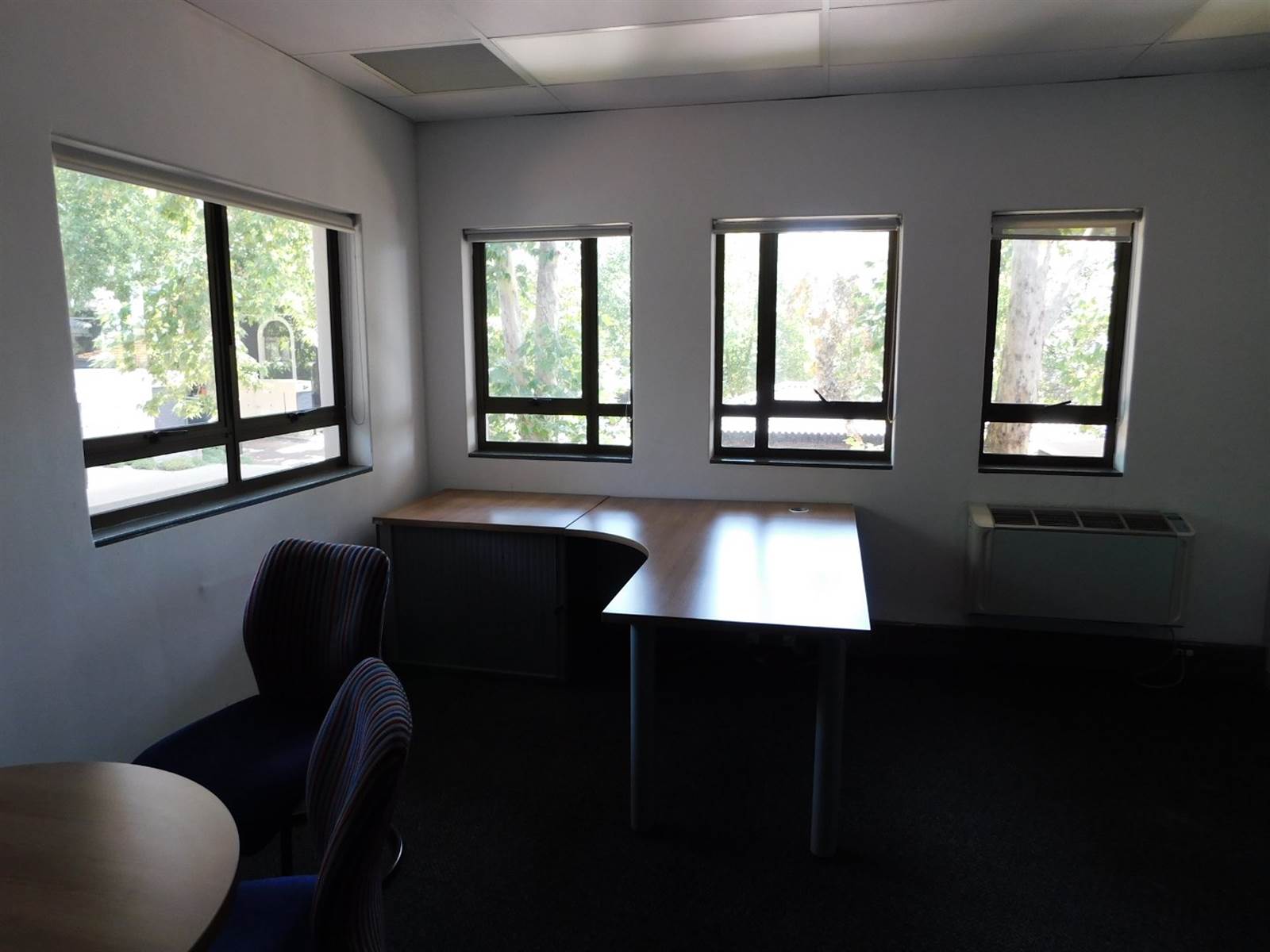 725  m² Office Space in Hyde Park photo number 13