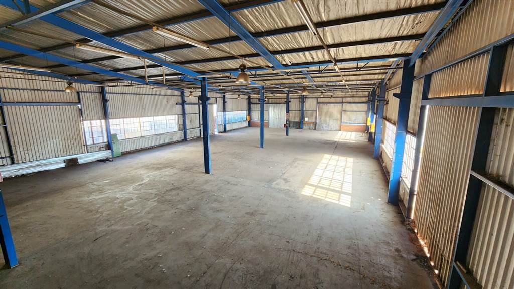 1200  m² Industrial space in Rosslyn photo number 8