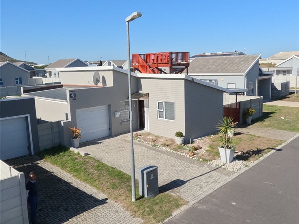2 Bedroom House 2 Bedroom House