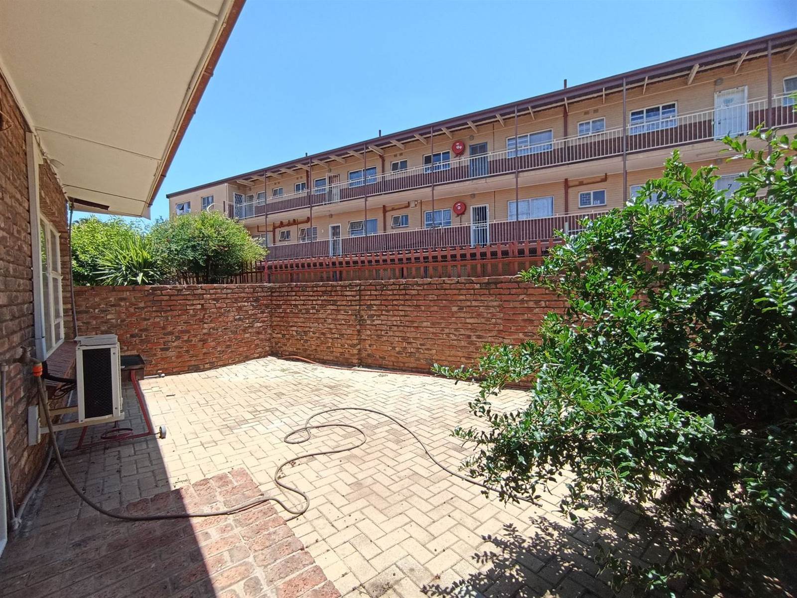 3 Bed Simplex in Potchefstroom Central photo number 13