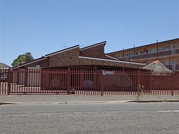 3 Bed Simplex in Potchefstroom Central
