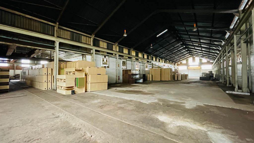 8000  m² Industrial space in Manufacta photo number 17