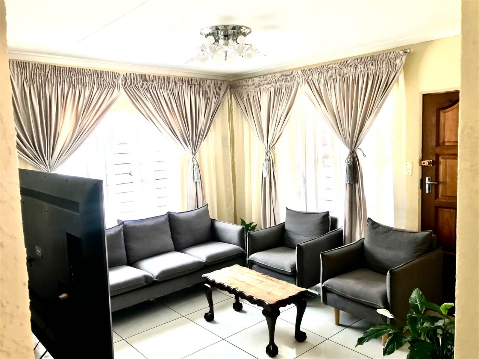 3 Bed House in Soshanguve photo number 26