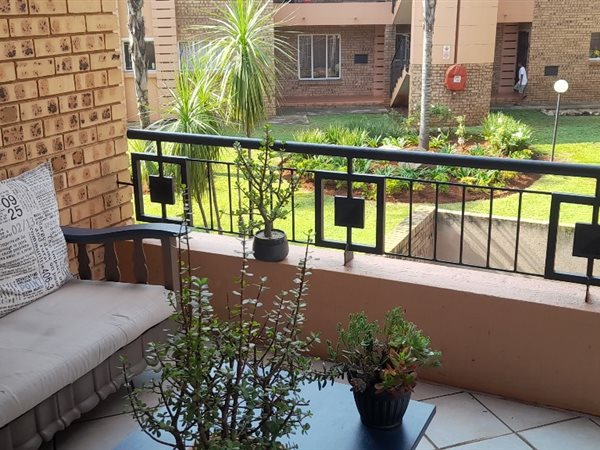 2 Bedroom Flat