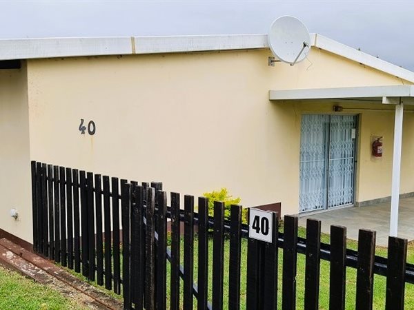 3 Bedroom Townhouse 3 Bedroom Townhouse