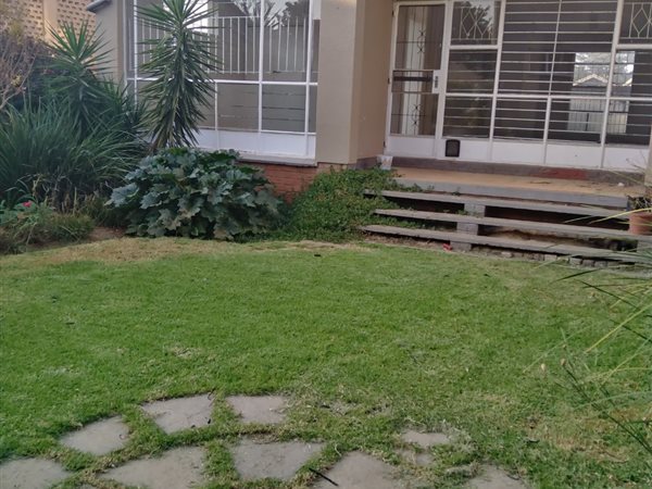 2 Bedroom House 2 Bedroom House