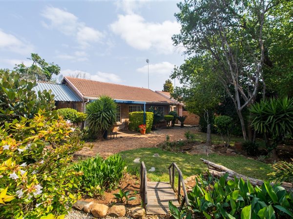 2 Bedroom Townhouse 2 Bedroom Townhouse