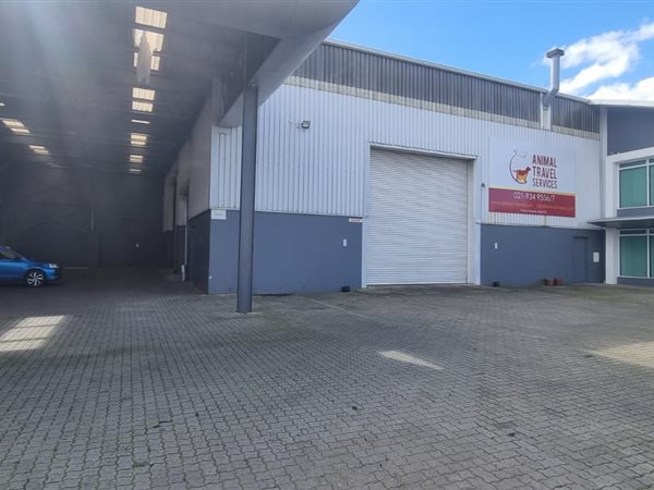 400  m² Industrial space