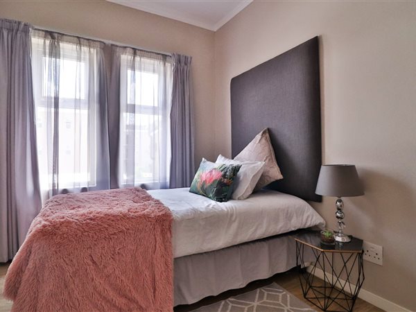 1 Bed Apartment in Johannesburg North
