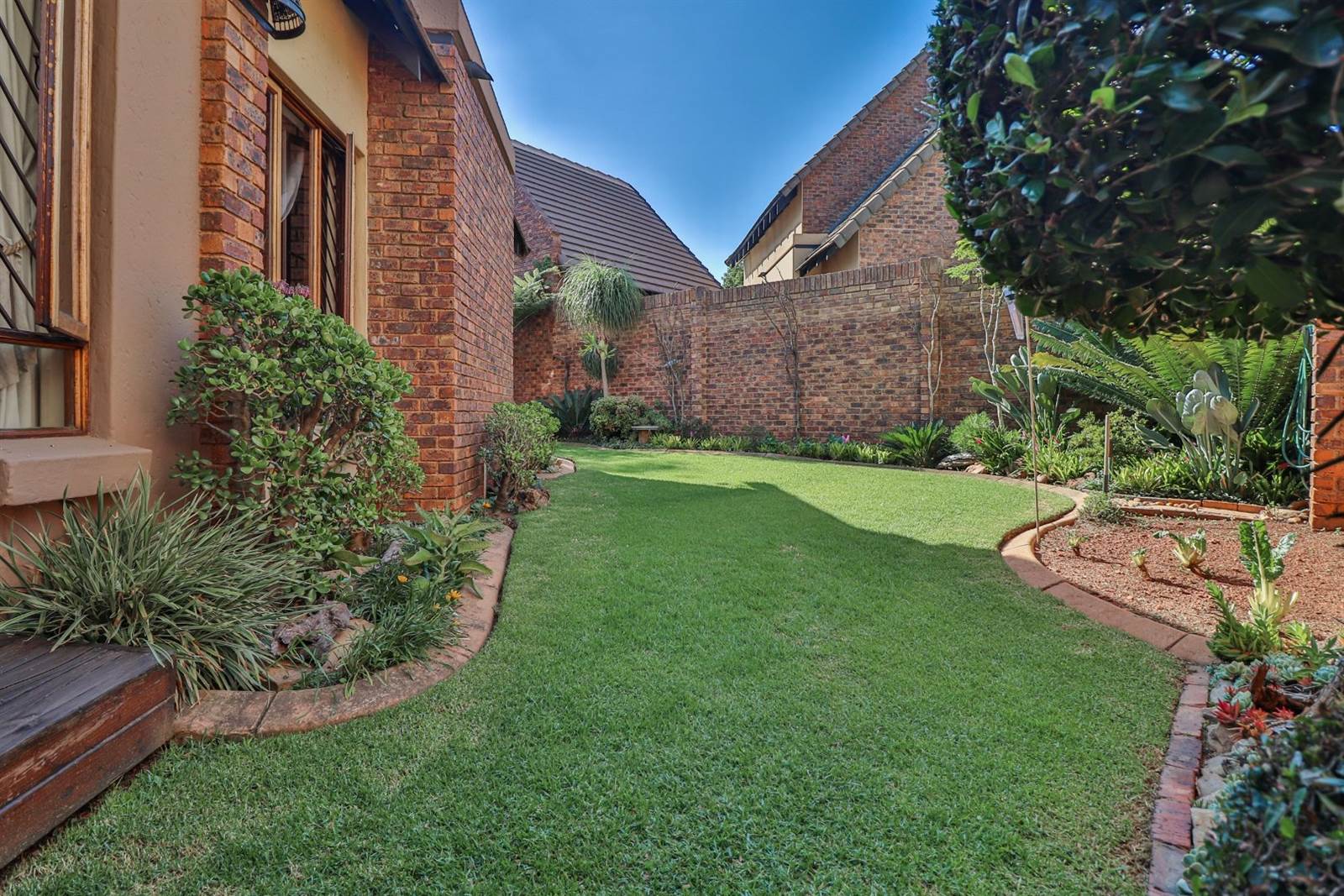 3 Bed House in Glen Marais photo number 5