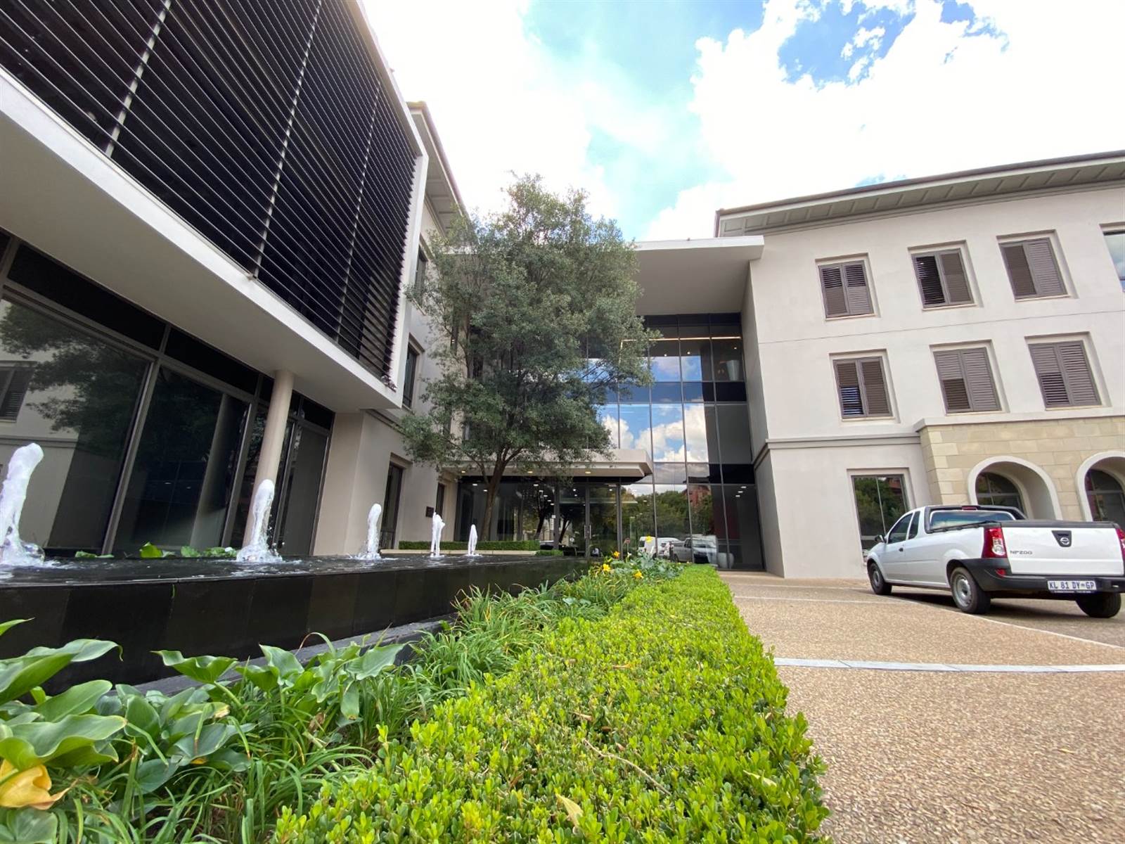 456  m² Office Space in Fourways photo number 2