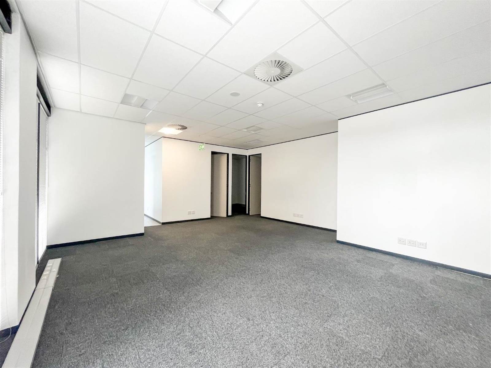 168.3  m² Office Space in Durbanville photo number 3