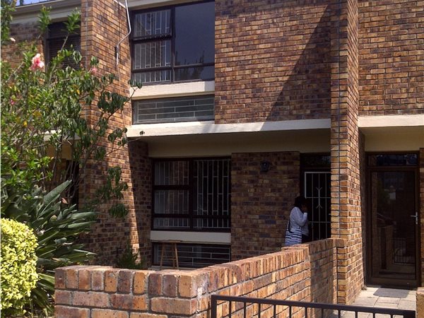 2 Bedroom Townhouse 2 Bedroom Townhouse