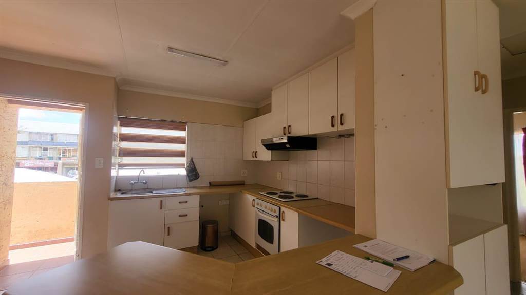 2 Bed Apartment in Horison photo number 4