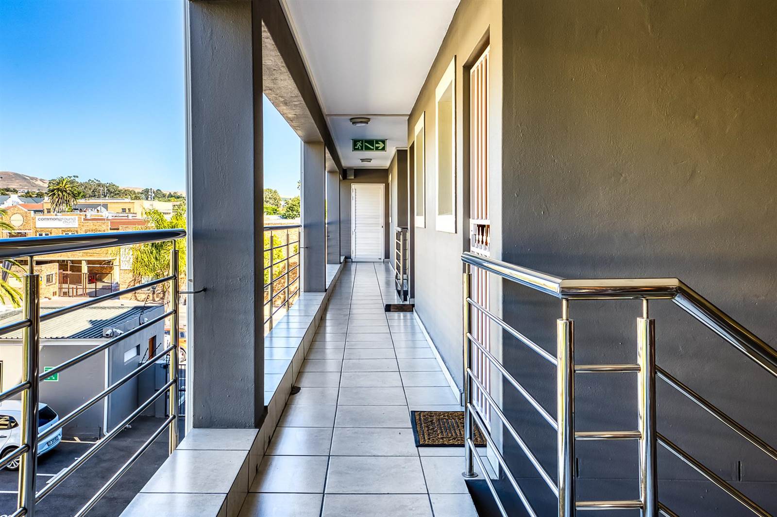 2 Bed Apartment in Durbanville Central photo number 16