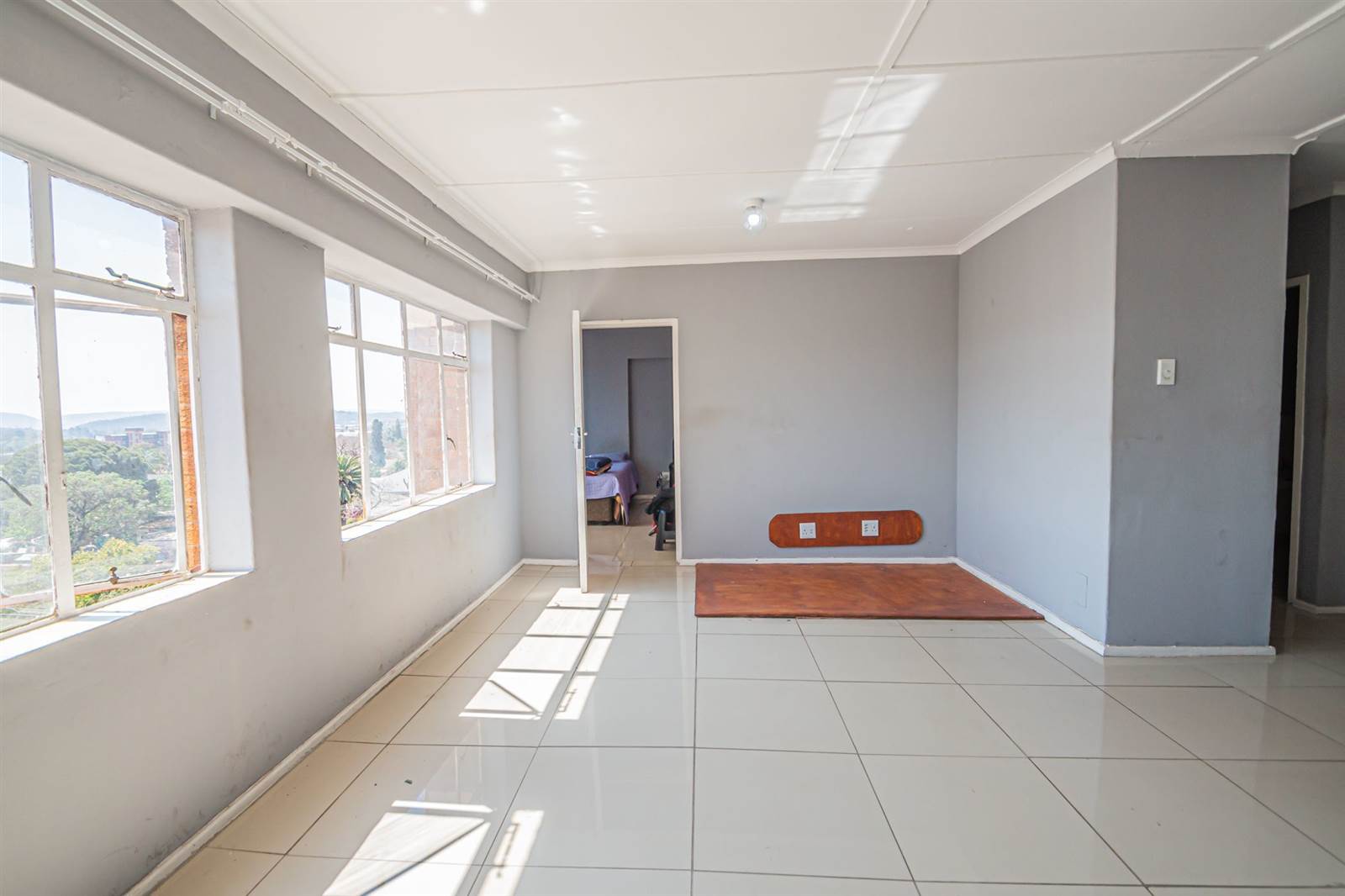 1 Bed Apartment in Pretoria West photo number 10