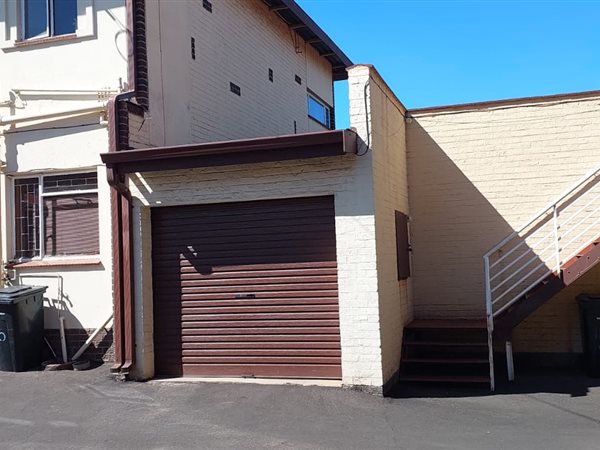 3 Bedroom Townhouse 3 Bedroom Townhouse