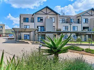 2 Bed Townhouse in Ruimsig