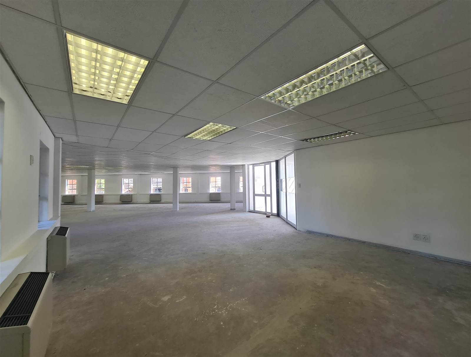 690  m² Commercial space in Fourways photo number 5