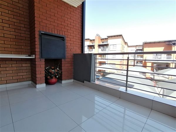 2 Bed Apartment