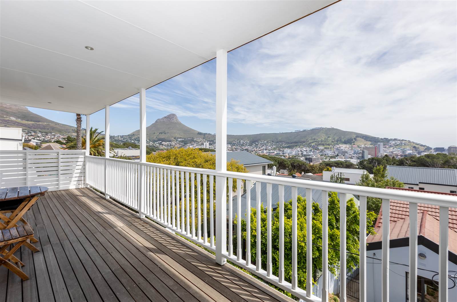4 Bed House in Vredehoek photo number 1