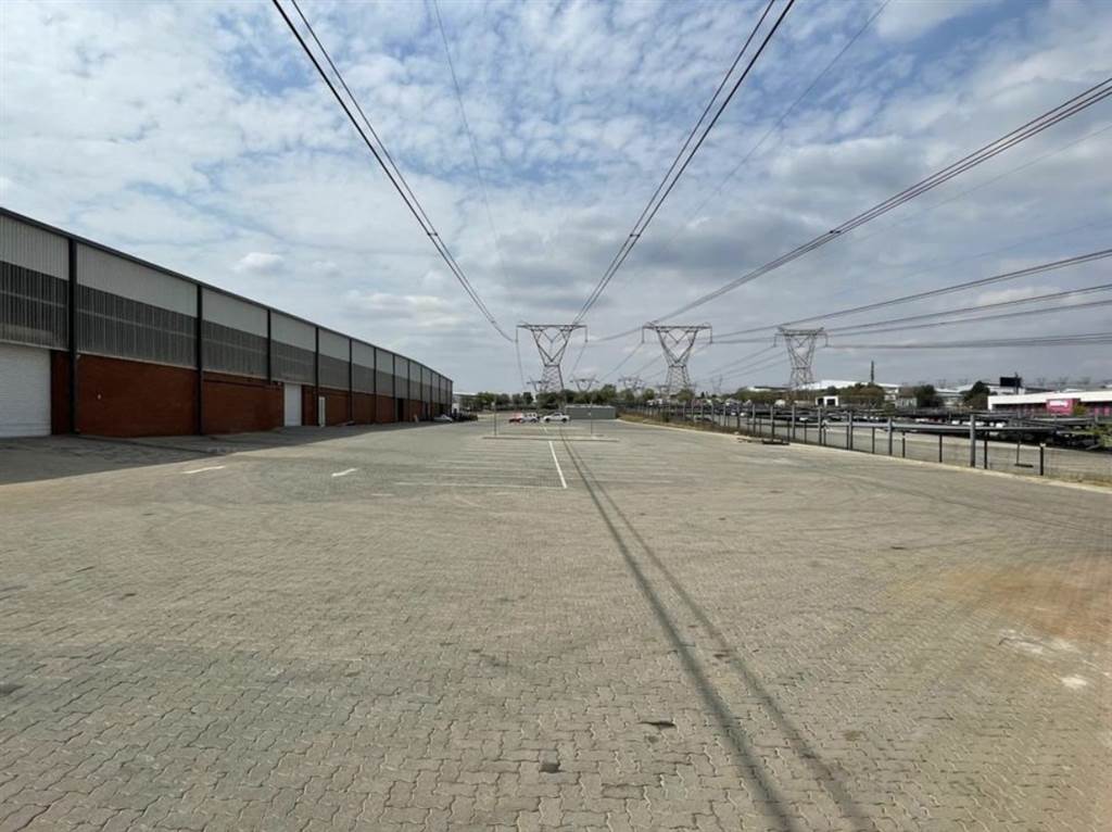 1500  m² Industrial space in Louwlardia photo number 5