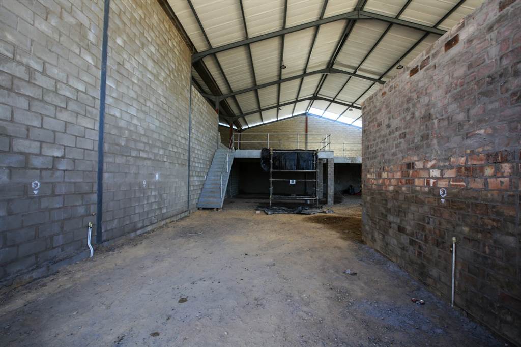 474  m² Industrial space in Kraaifontein Central photo number 5