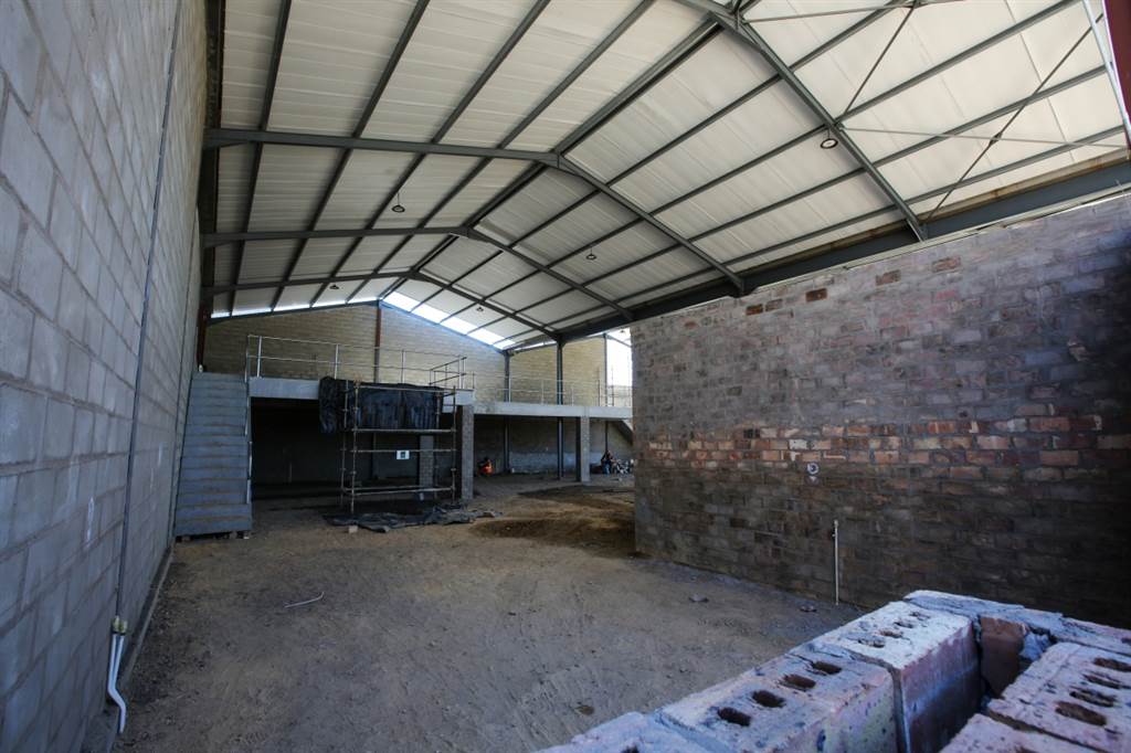 474  m² Industrial space in Kraaifontein Central photo number 4