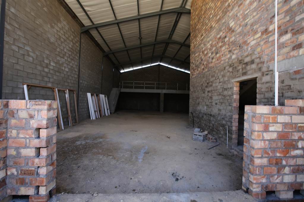 474  m² Industrial space in Kraaifontein Central photo number 13