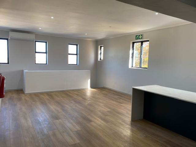 800  m² Office Space in Stellenbosch Agricultural photo number 13