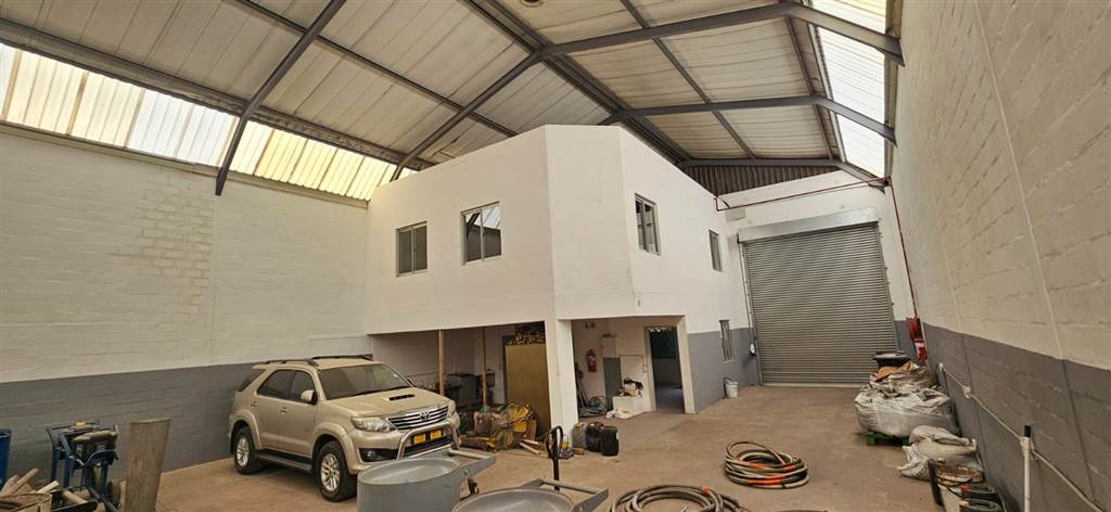416  m² Industrial space in Killarney Gardens photo number 2