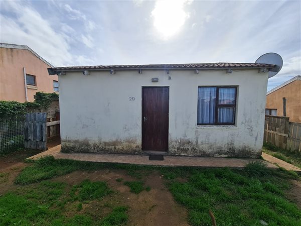 2 Bed House in Kwadwesi