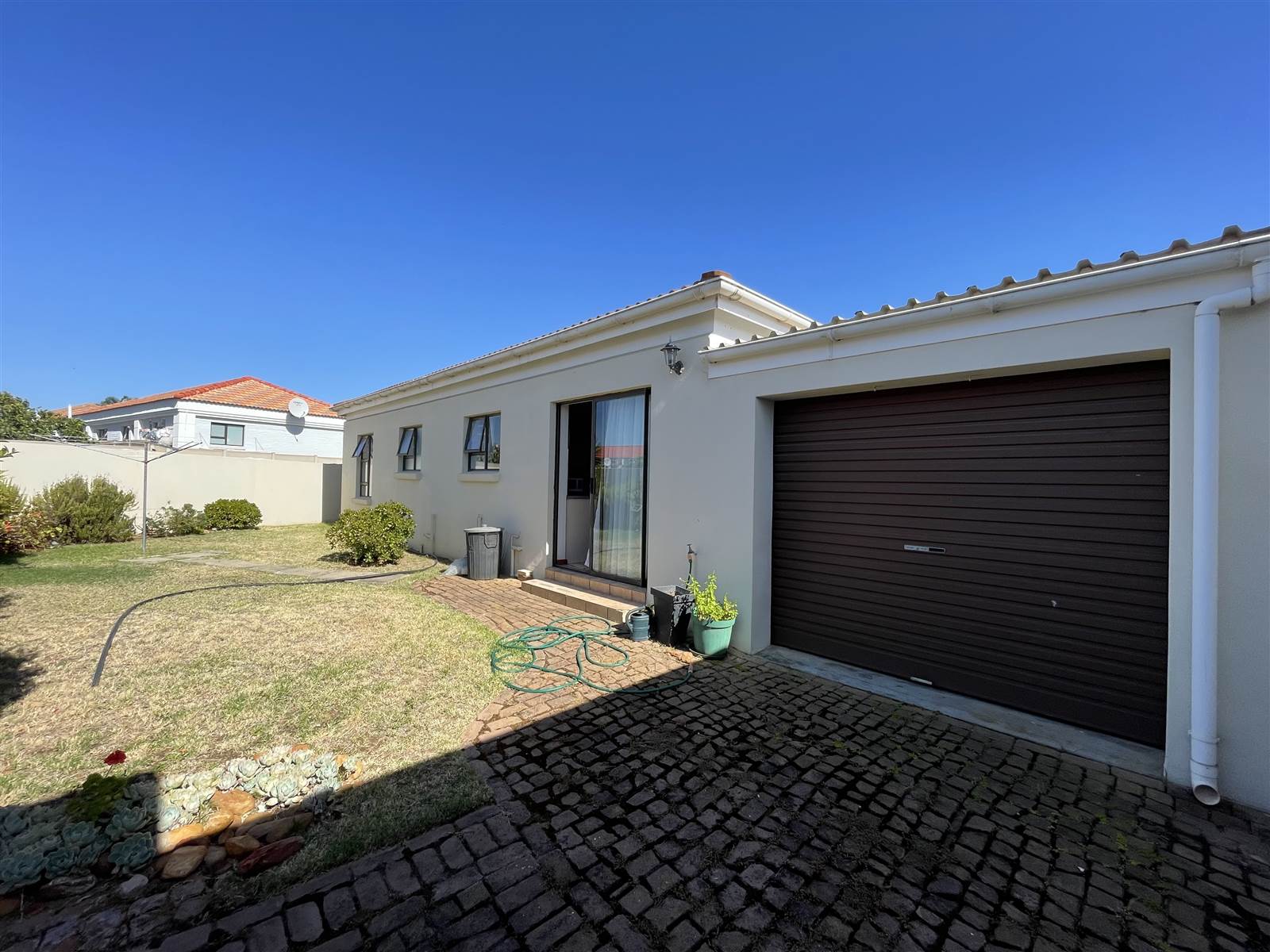 2 Bed House in Riversdale photo number 5