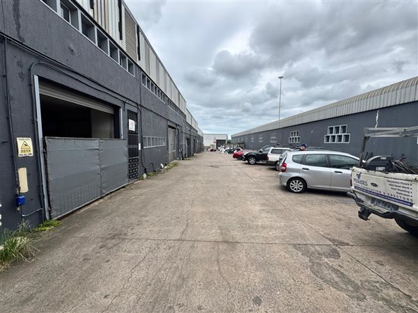 220 m² Commercial space 220 m² Commercial space